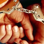 ضبط مفتش أغذية بمديرية الصحة بأسوان