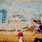 مها بنت النوبة.. تروي تاريخ الأجداد بريشتها